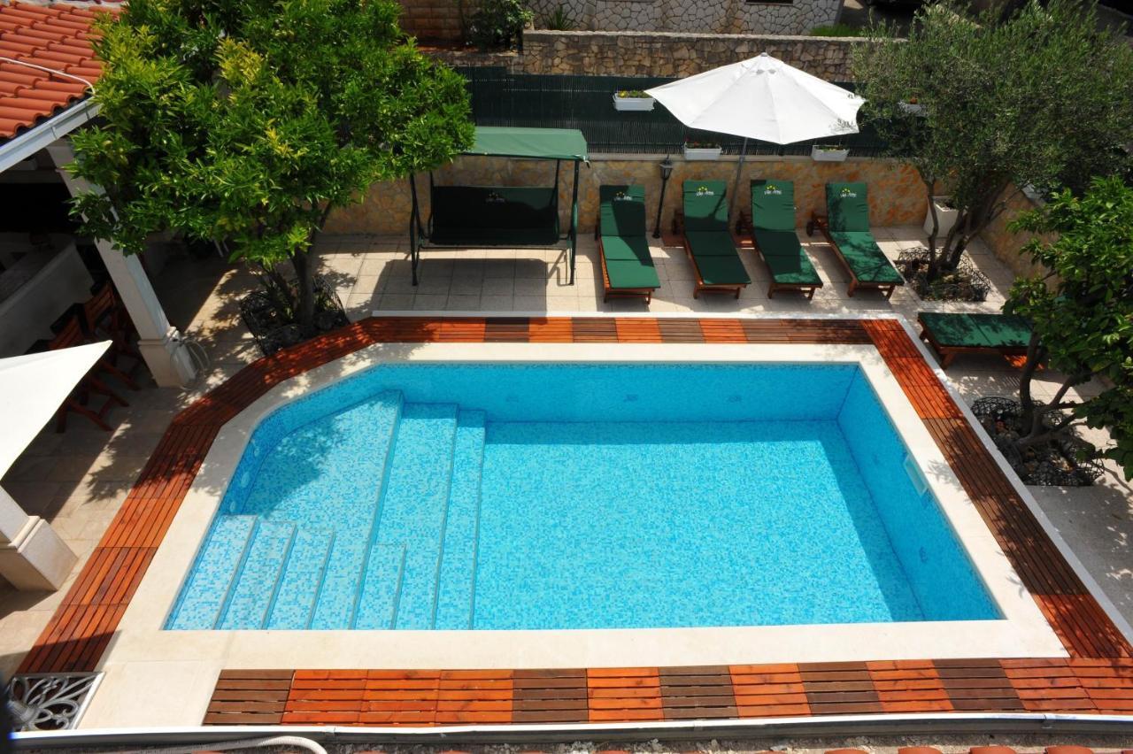 Villa Anni Sutivan Extérieur photo