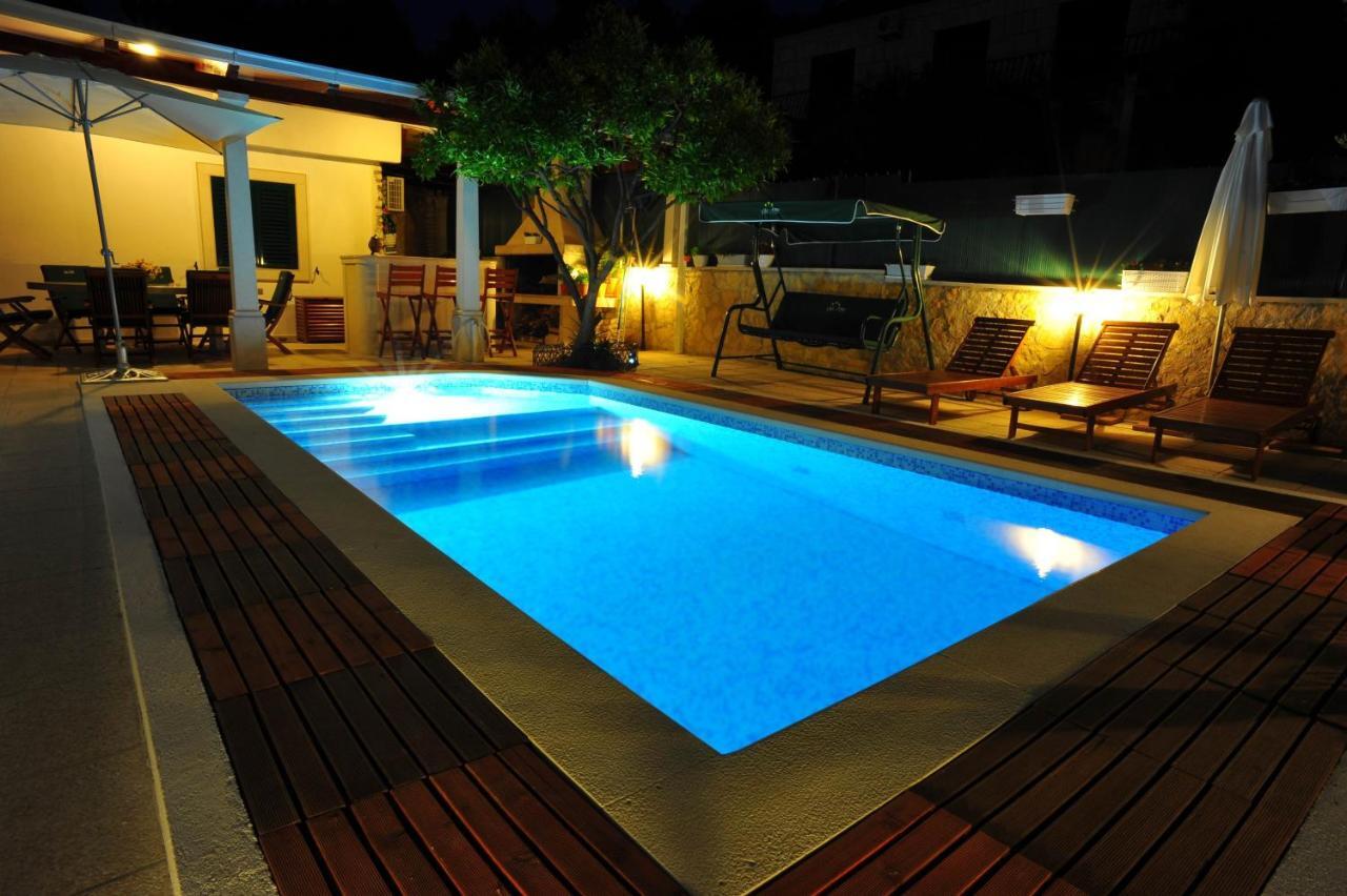 Villa Anni Sutivan Extérieur photo